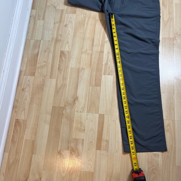 Under Armour Loose Men's Size 36X32 UA Match Play Golf Pants Grey Permormance - Picture 3 of 6